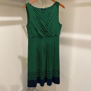 Lands’ End Sleeveless Dress - Navy Blue w/ Green Polka Dots - fit and flare